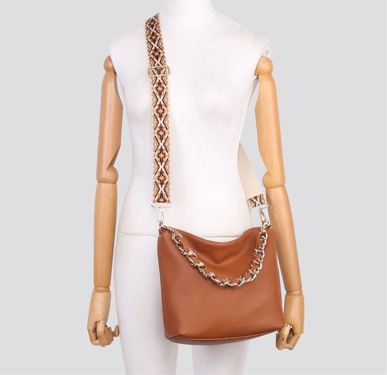 Chain Crossbody Bag