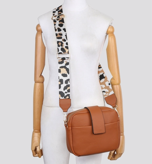 Magnetic Flap Crossbody Bag Medium