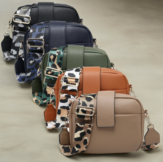 Magnetic Flap Crossbody Bag Medium